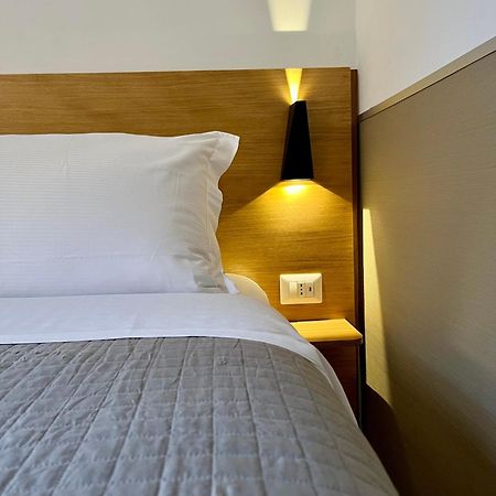 Nabab-Napoli Bed And Breakfast ภายนอก รูปภาพ