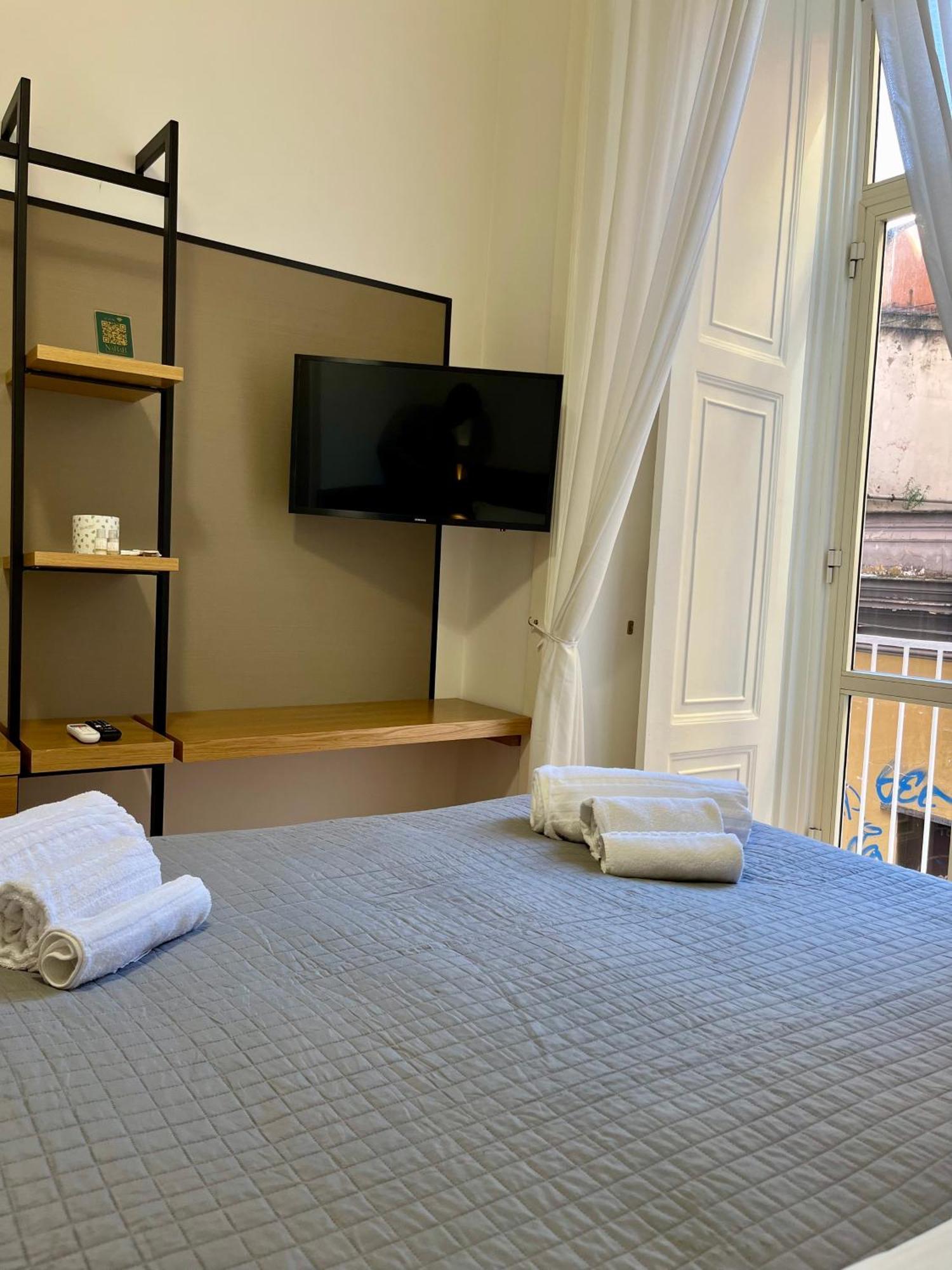 Nabab-Napoli Bed And Breakfast ภายนอก รูปภาพ