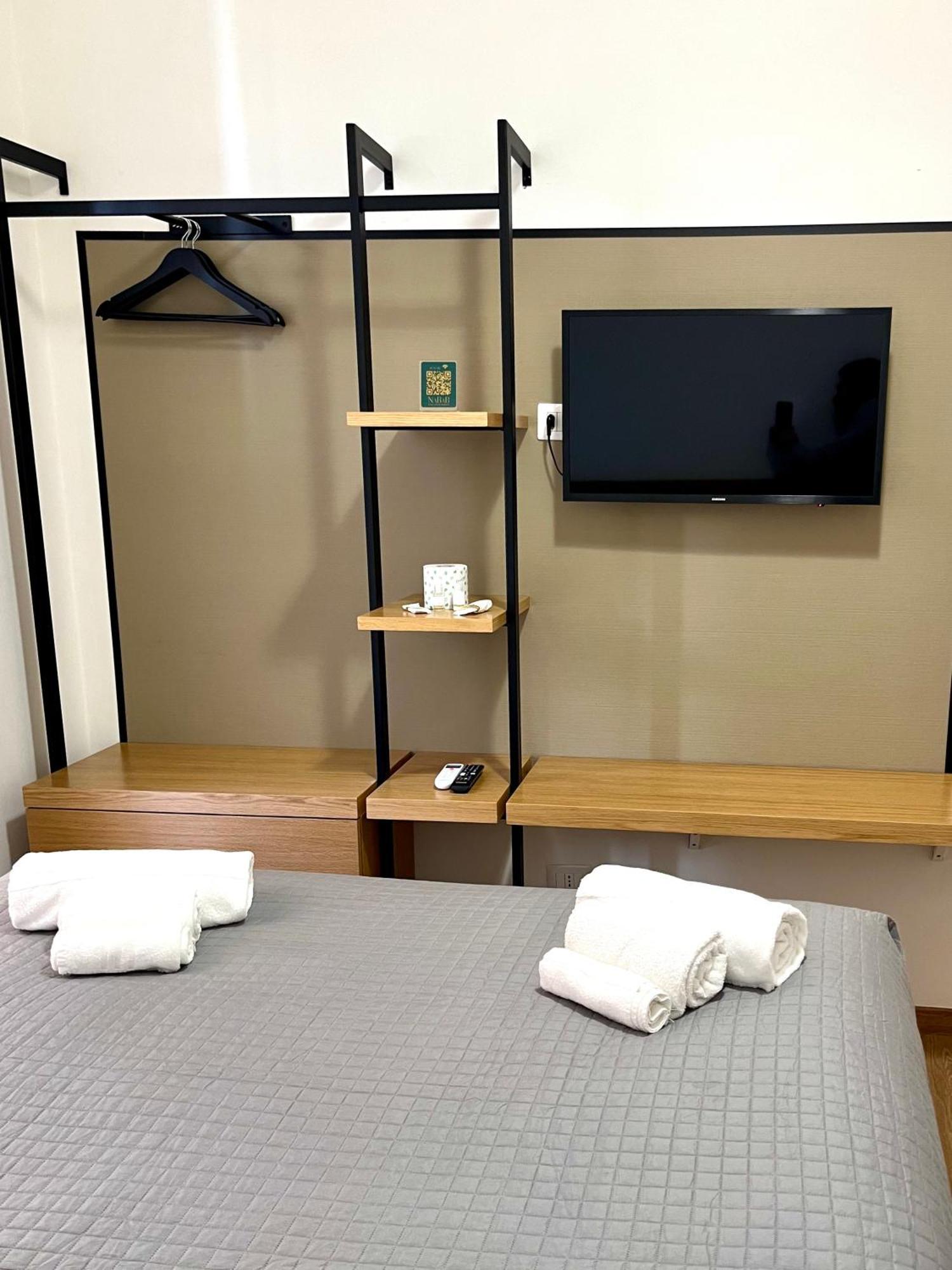 Nabab-Napoli Bed And Breakfast ภายนอก รูปภาพ