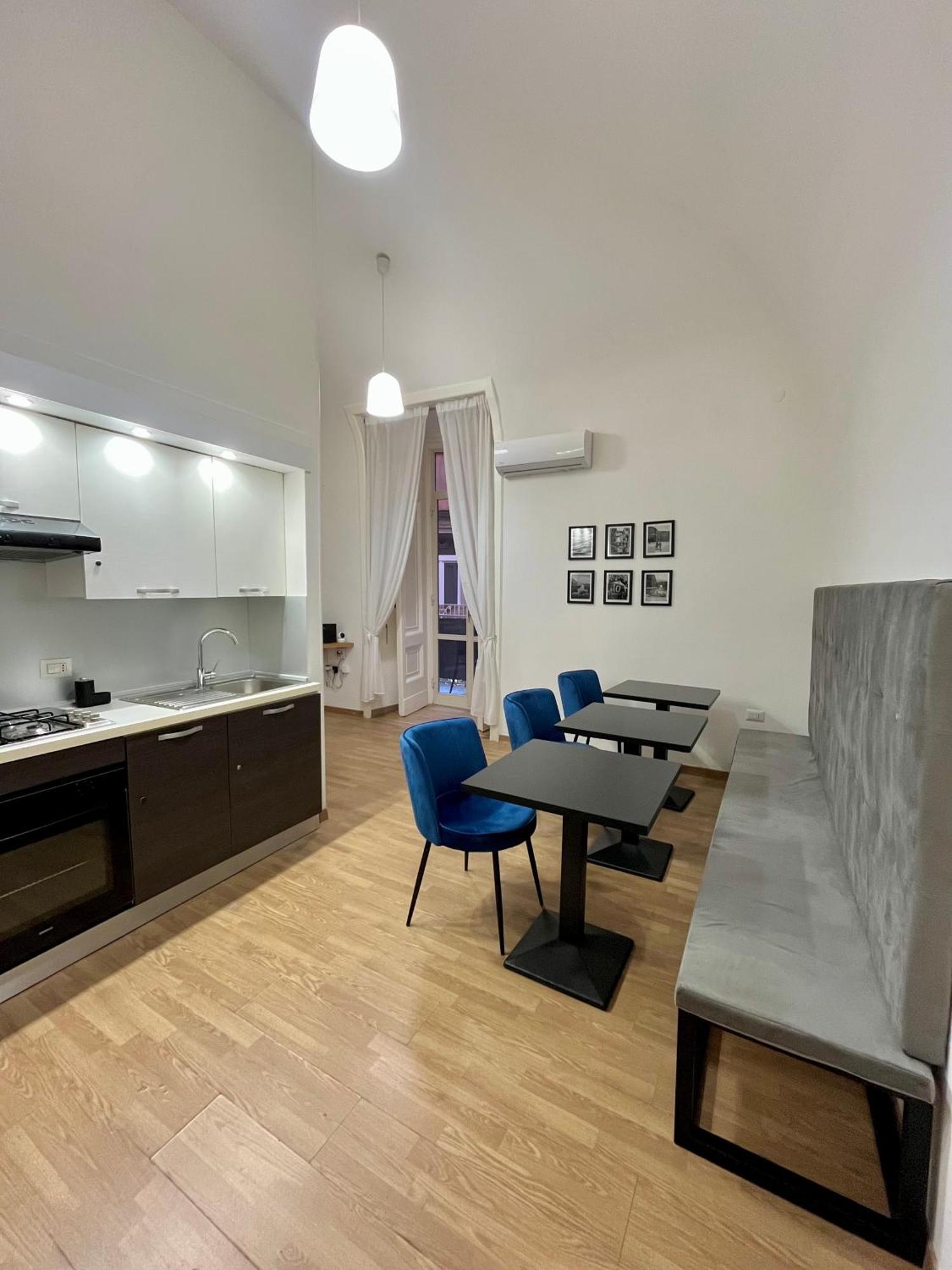 Nabab-Napoli Bed And Breakfast ภายนอก รูปภาพ